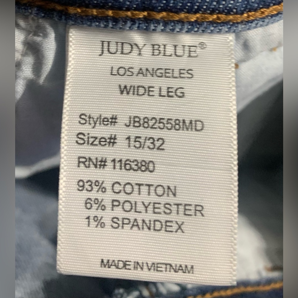 Judy Blue Wide Leg Jeans in Medium Blue Wash - Picture 6 of 6